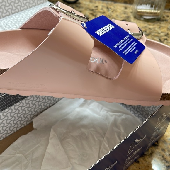 Birkenstock Pink Sandals with Adjustable Straps - Picture 10 of 11